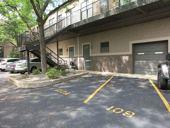 400 Racine #110-A - EXT2