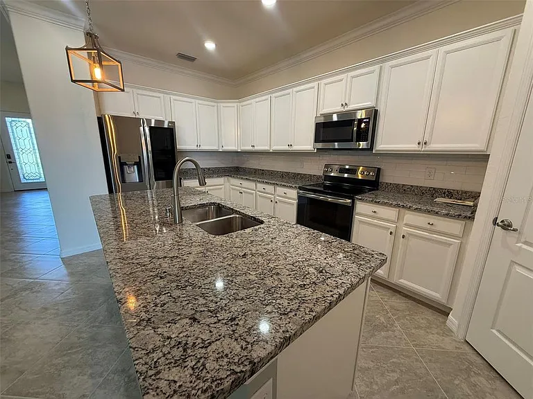 15153 Spanish Point Dr — Photo 8
