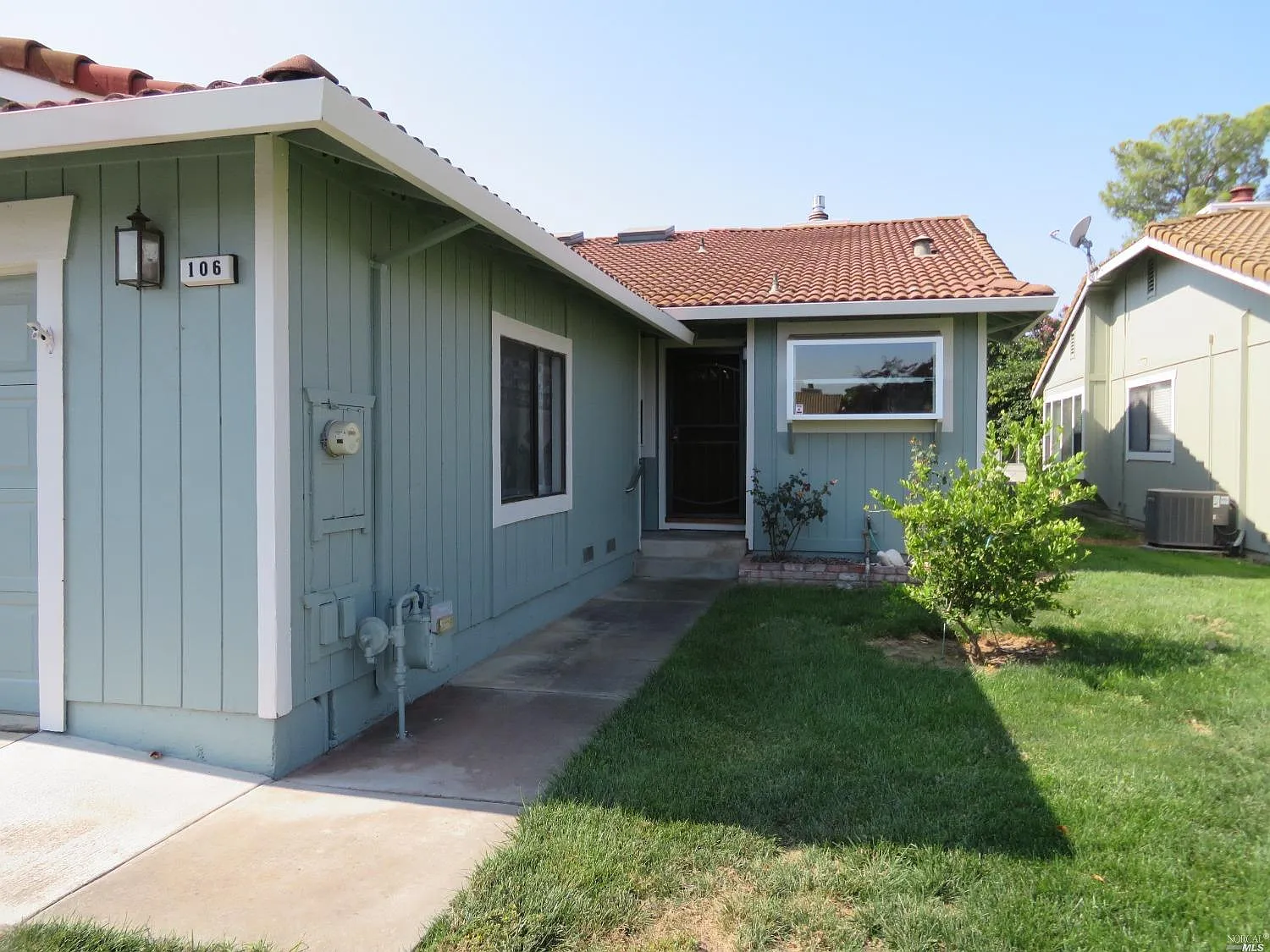 106 Bryce Way photo 1