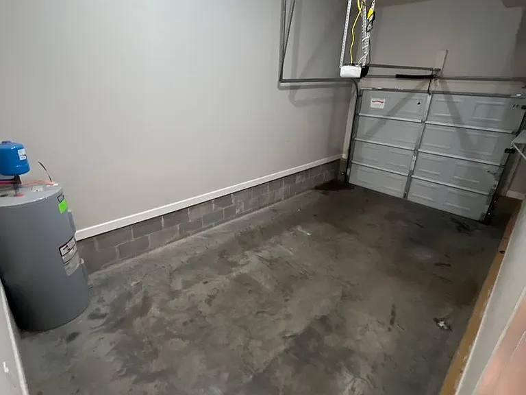 736 Village Creek Dr — Photo 12