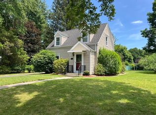 65 Franklin Rd, Longmeadow, MA 01106