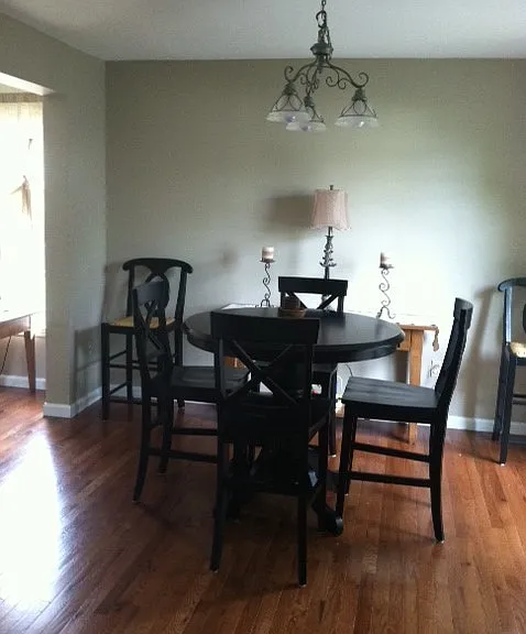 898 N Allen St — Photo 8