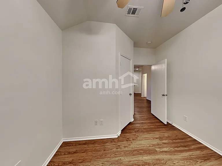 4000 Hidden Meadow Ct — Photo 18