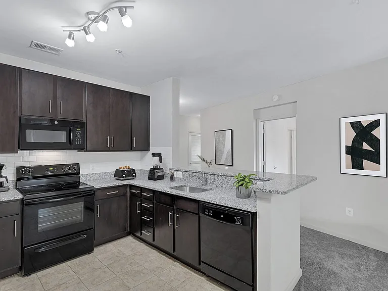 Crystal City Lofts — Photo 91