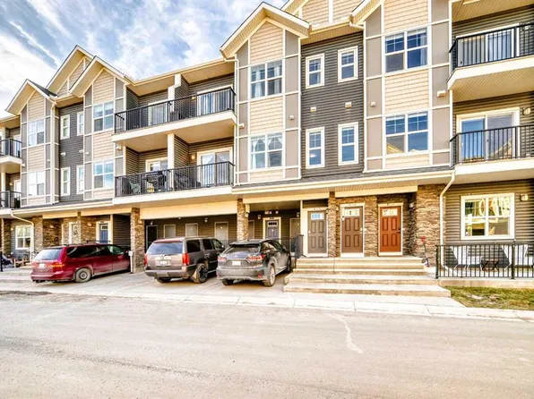 250 E Fireside Vw #803, Cochrane, AB T4C 2M2