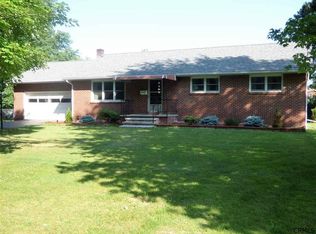 1 Walradt Blvd, Castleton, NY 12033