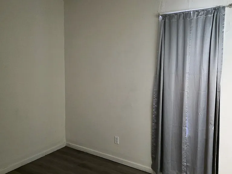 135 Gold St #1 — Photo 8