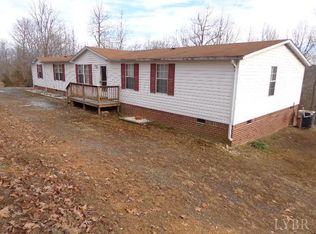 285 Wahoo Ct, Evington, VA 24550