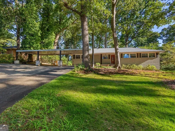 670 Montclair Dr SW, Smyrna, GA 30082