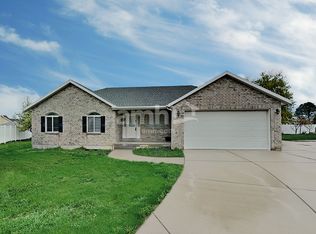 1666 W 9685 S, South Jordan, UT 84095