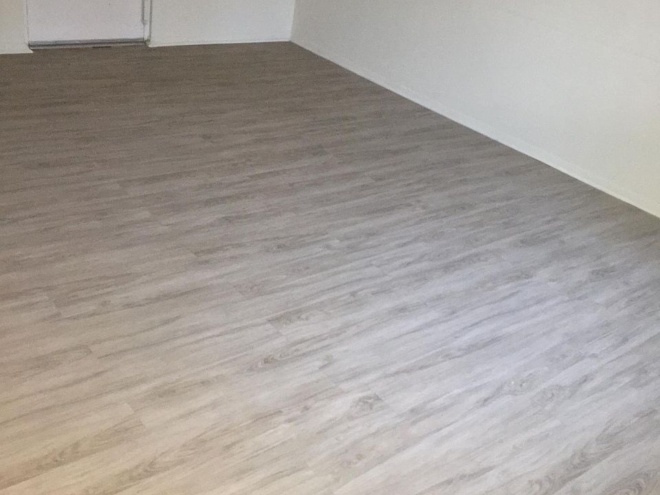 1st image of 206 Osborn St #105