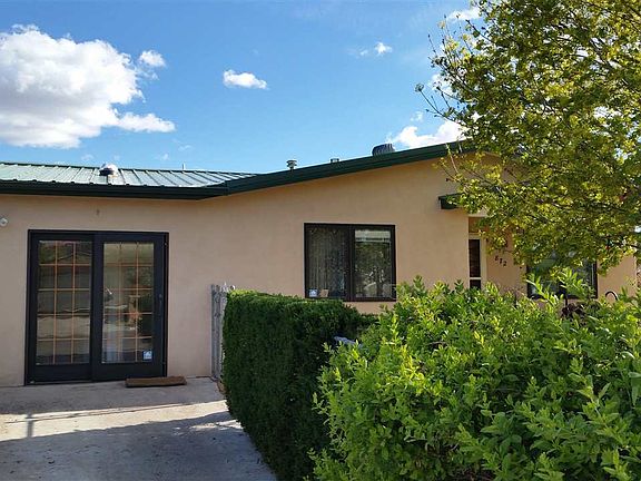 2nd image of 872 Camino Consuelo
