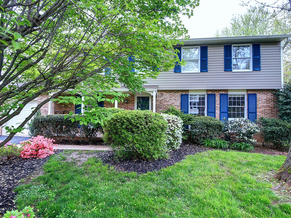 1st image of 12919 Framingham Ct