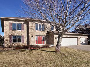 44 Ashbury Ct, Hudson, WI 54016