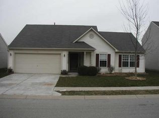 11258 N Fountainview Ln, Fishers, IN 46038