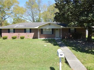 632 Gilbert St, Saraland, AL 36571