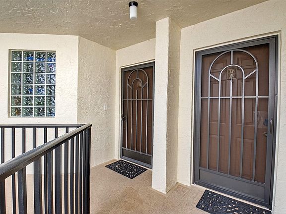 4th image of 5099 Splendido Court #X
