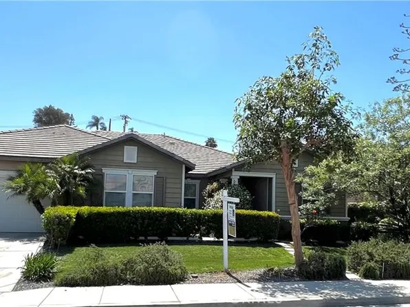31826 Livingston St, Menifee, CA 92584