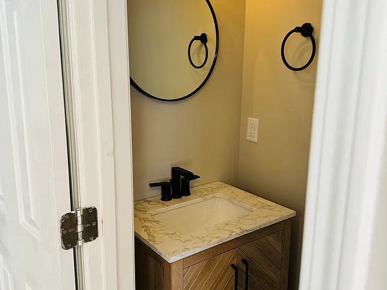 208 Oak Grove Way — Photo 30