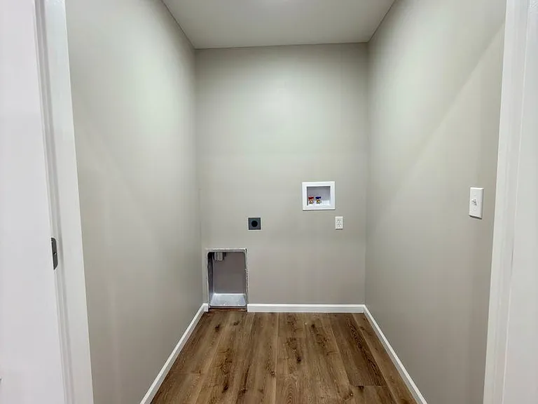 1805 Saint Michaels Ct — Photo 21