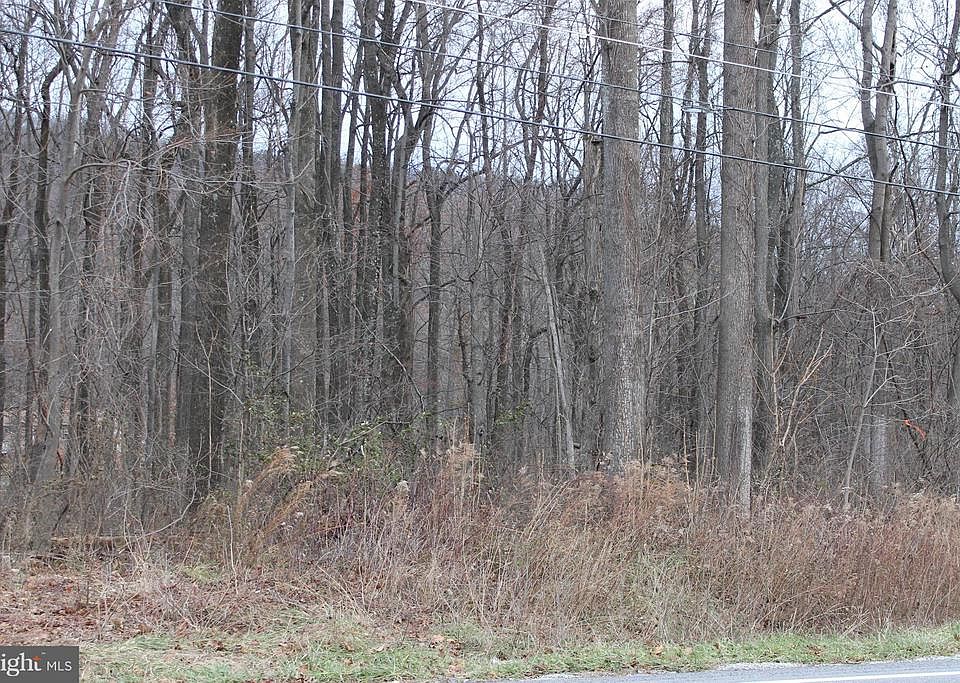 2nd image of 681 Jacks Mountain Rd
