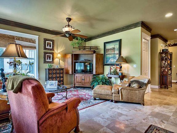 4th image of 8591 Magnolia Bay Ln
