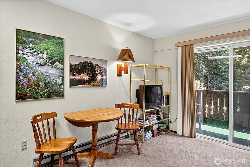 3rd image of 74 Erste Street #1209