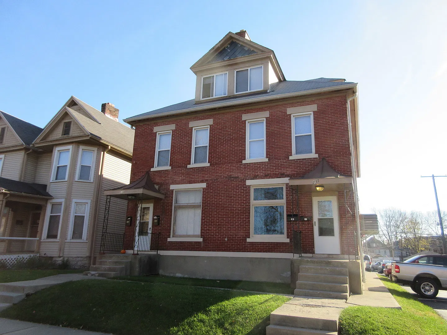 W 8th Ave 235-237 HHR — Photo 1