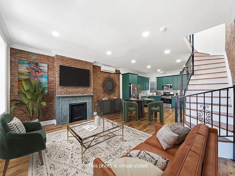 37 Astor Pl #2 — Photo 2