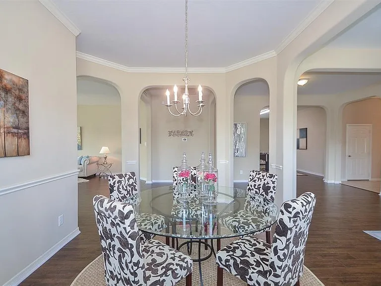 4107 Elk Bluff Ln — Photo 8