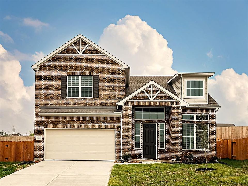 1st image of 9895 Crescent Cove Dr