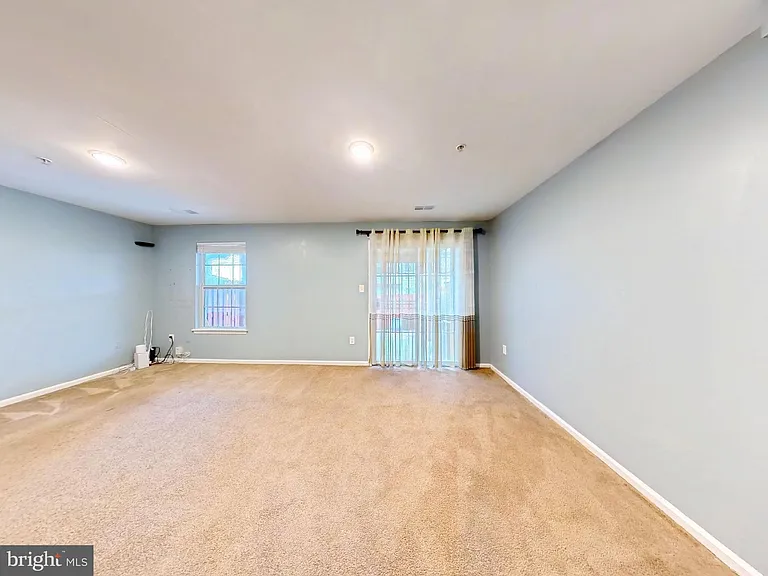 6955 Aquamarine Ct — Photo 25