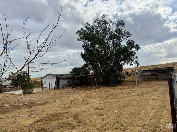 1015 Buena Vista St, Taft, CA 93268