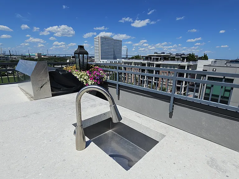 5 Gadsdenboro St #216 — Photo 26