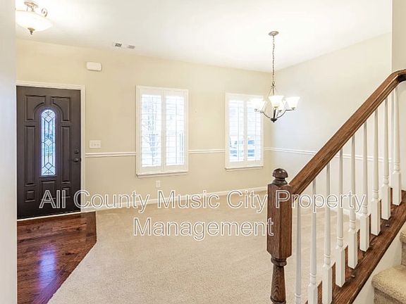 2nd image of 2528 Carmine St