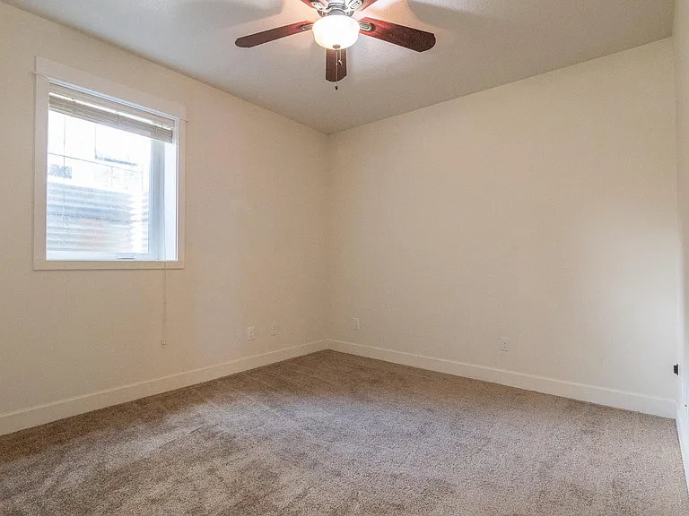 1004 N Mason St — Photo 23