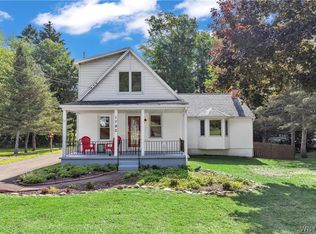 1790 Davis Rd, West Falls, NY 14170