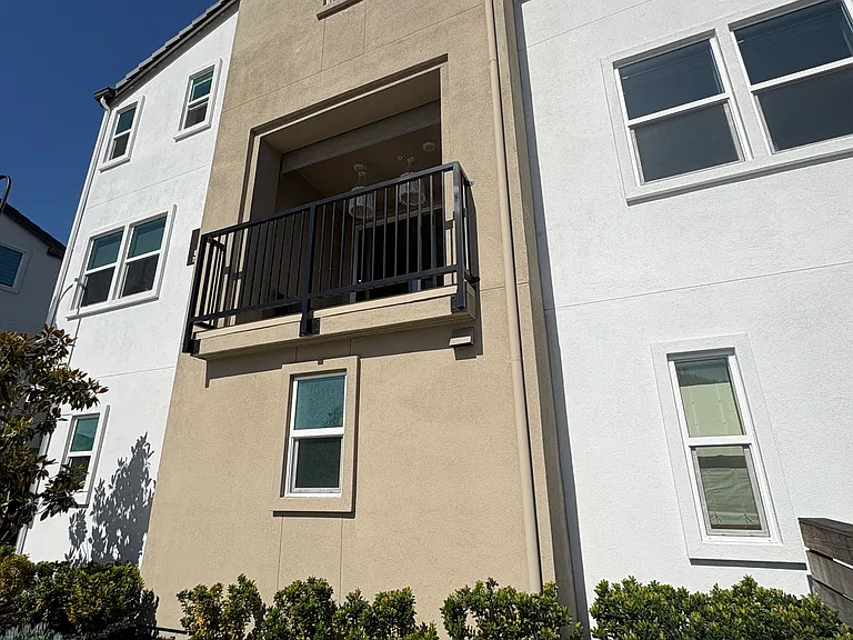 880 Tex Ct — Photo 13
