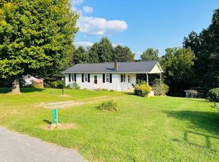 578 Combest Rd, Dunnville, KY 42528
