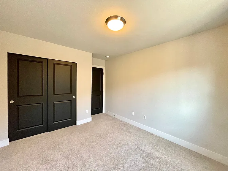 1525 184th St SW — Photo 14