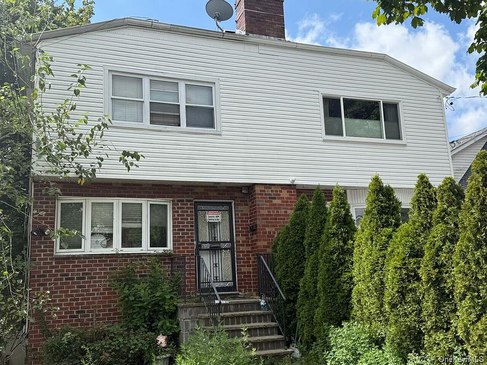 2nd image of 3186 Ampere Avenue #1