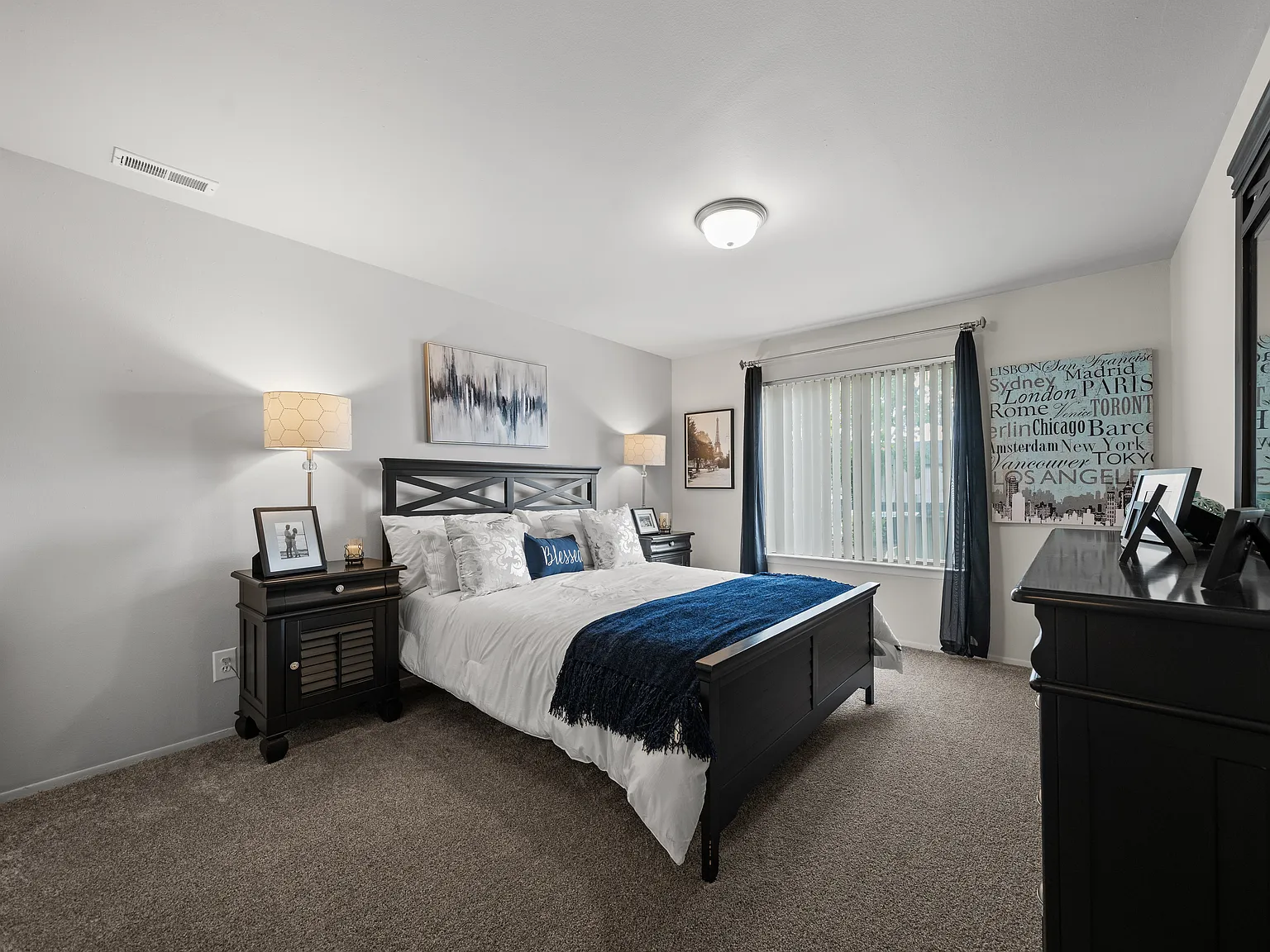 Knottingham Apartments — Photo 3