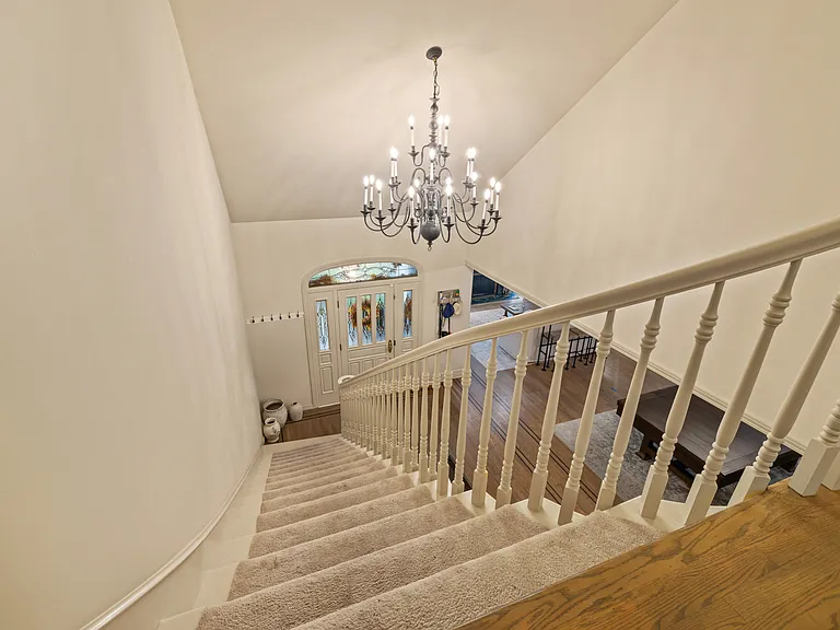 470 Eastin Dr — Photo 37