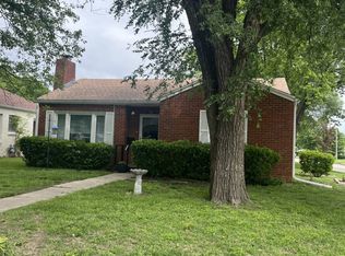 130 S Larson Ave, Chanute, KS 66720