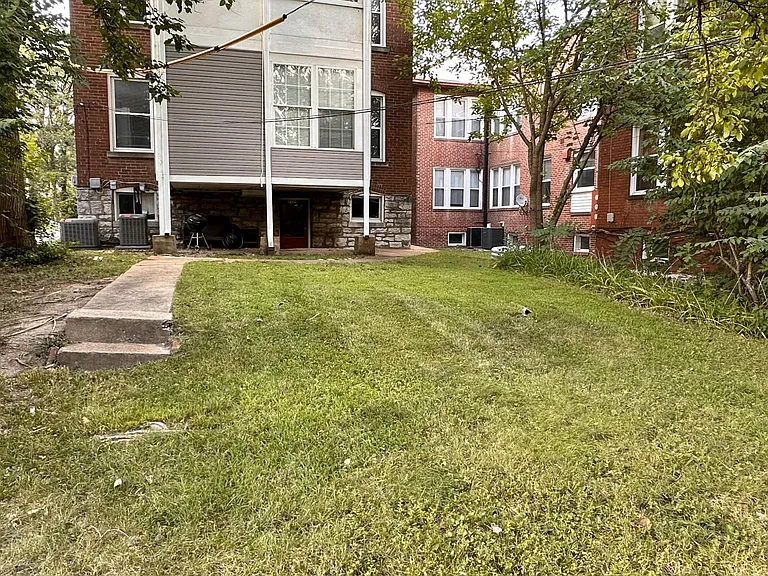 7120 Forsyth Blvd #2F — Photo 28