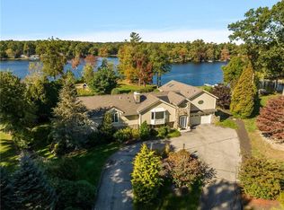 9 Veronica Ct, Coventry, RI 02816