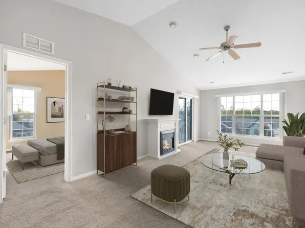 1845 Flagstone Cir, Rochester, MI 48307