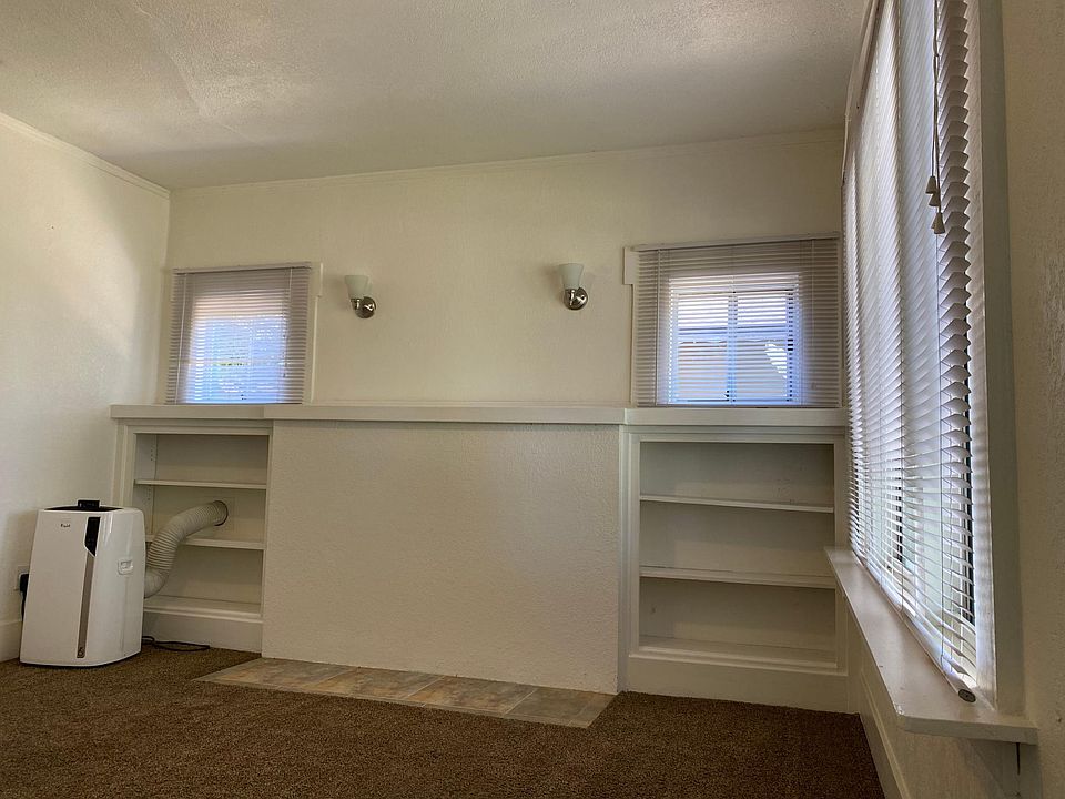 1st image of 425 N Carmelo Ave
