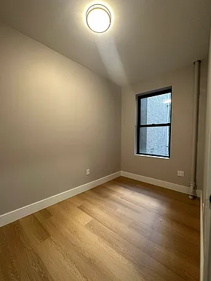 Rented by Peter R. Hungerford, LREB | media 12