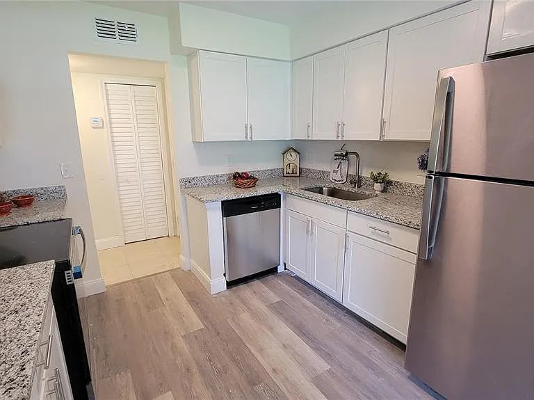 4403 S Semoran Blvd #6 — Photo 11